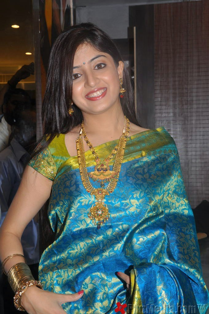 Poonam Kaur Inaugurate CMR Shopping Mall - Gallery | Picture 91184